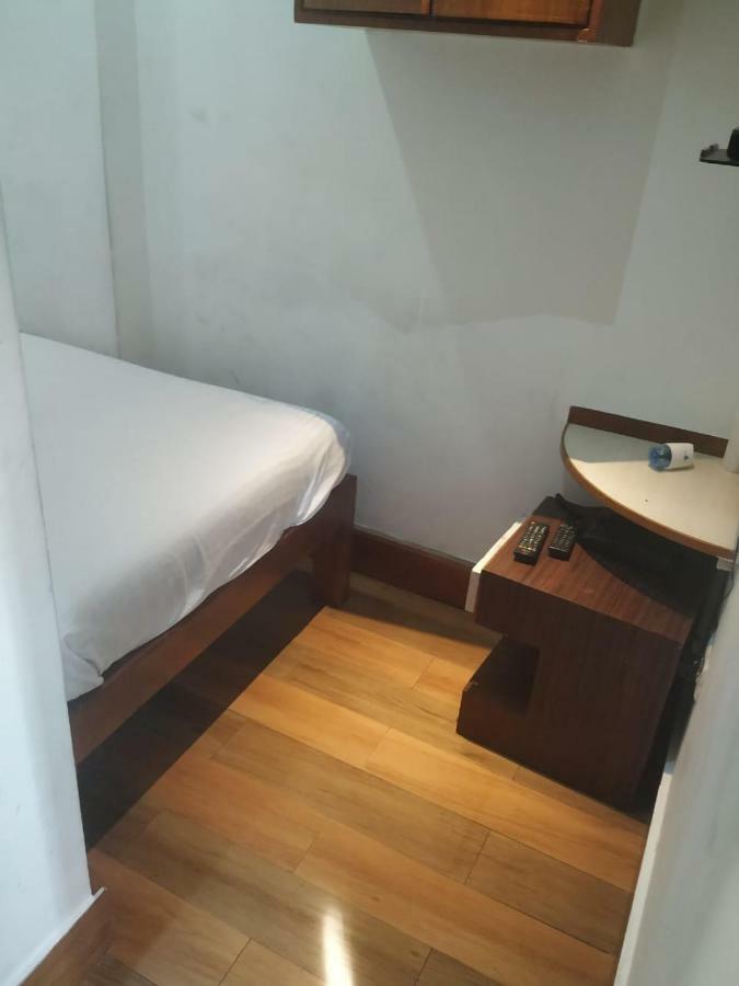 Hotel Shaurya Inn 西隆 外观 照片