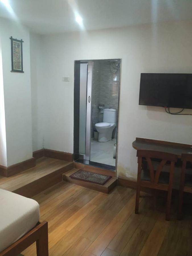 Hotel Shaurya Inn 西隆 外观 照片